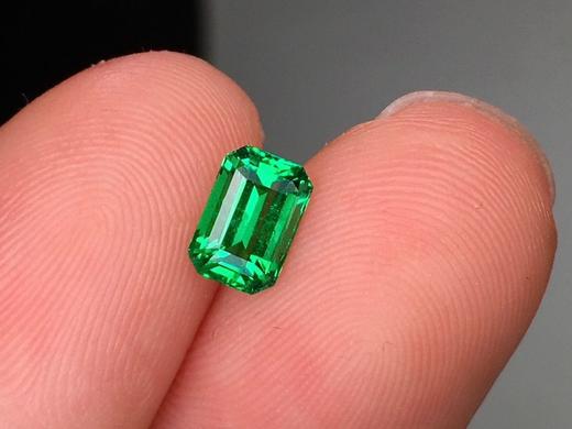 0.68ct 祖母绿裸石 商品图3
