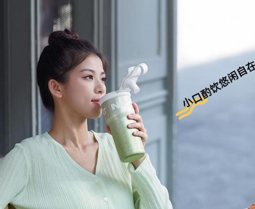 哈尔斯星耀吸管杯500ml（颜色随机发） 商品图1