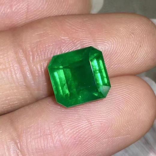 3.32ct 祖母绿裸石 商品图2