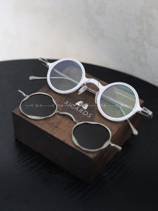 rigards｜粉笔白不规则夹片墨镜 商品图4