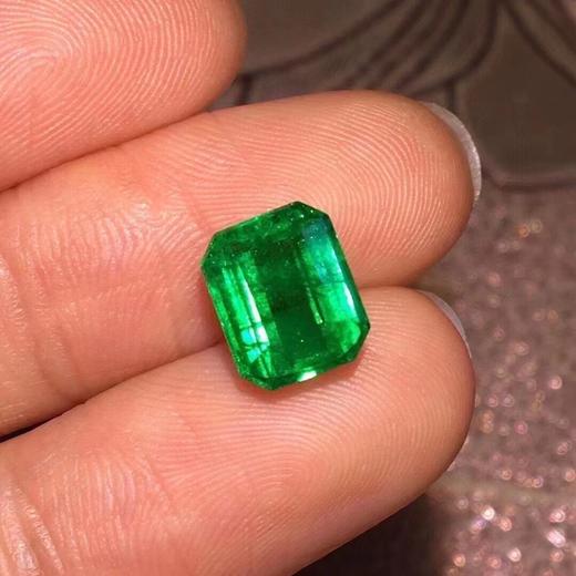 2.38ct 祖母绿裸石 商品图1