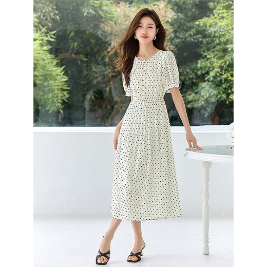 【五折购】熙世界气质时尚度假风波点连衣裙2025夏季新款圆领收腰雪纺裙子 商品图4