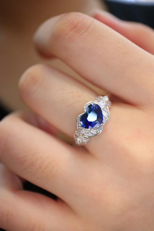2.03ct 蓝宝石戒指 商品图8
