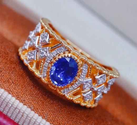 0.92ct 蓝宝石戒指 商品图3