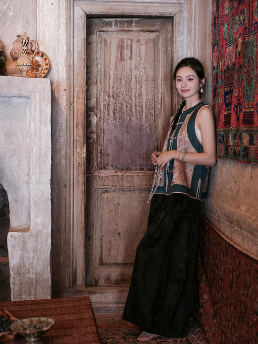 下架|盛唐牡丹盛奢系列| 限量款| 高货-宋锦龙纹对襟一字扣坎肩(特殊商品不退不换) 商品图2