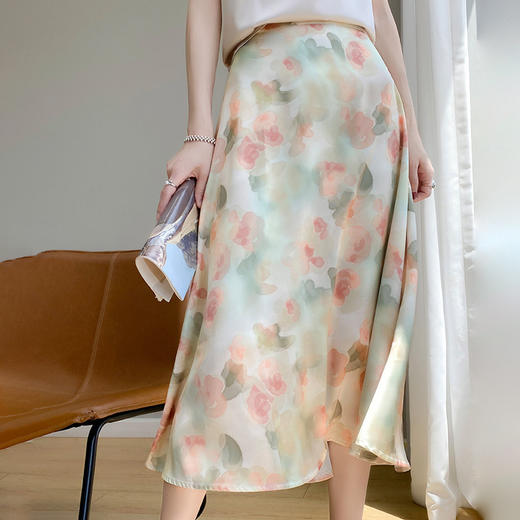 碎花半身裙夏季中长款女2023新款收腰弹力缎面鱼尾裙高腰气质半裙_HLY 商品图7