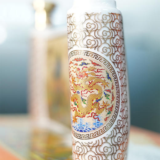 热卖中！！【72年贵州老字号】平坝1915·江山印象53度酱香型白酒1.5kg（赠礼箱包装+4个品鉴杯） 商品图2