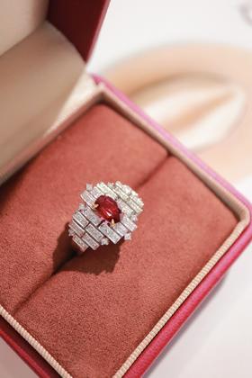 1.34ct 红宝石戒指