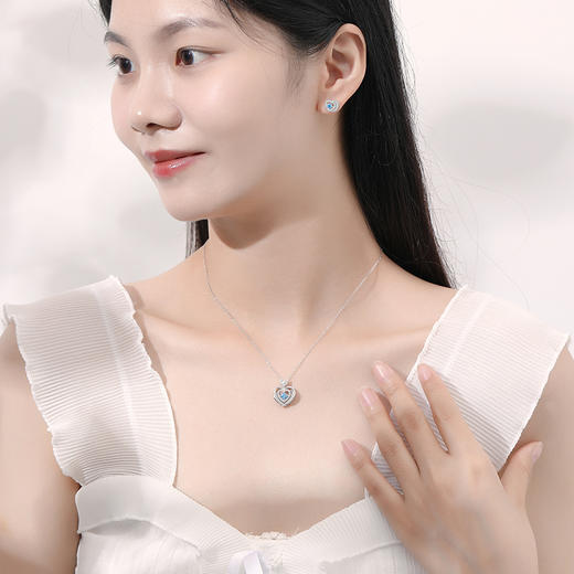 【一箭倾心】999银爱心锆石耳钉【JHY-E000810B】 商品图2