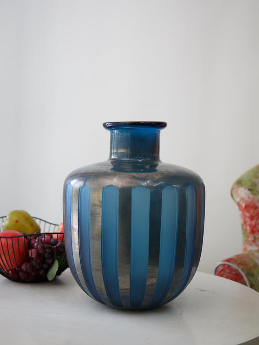 蓝色竖纹花瓶 商品图0