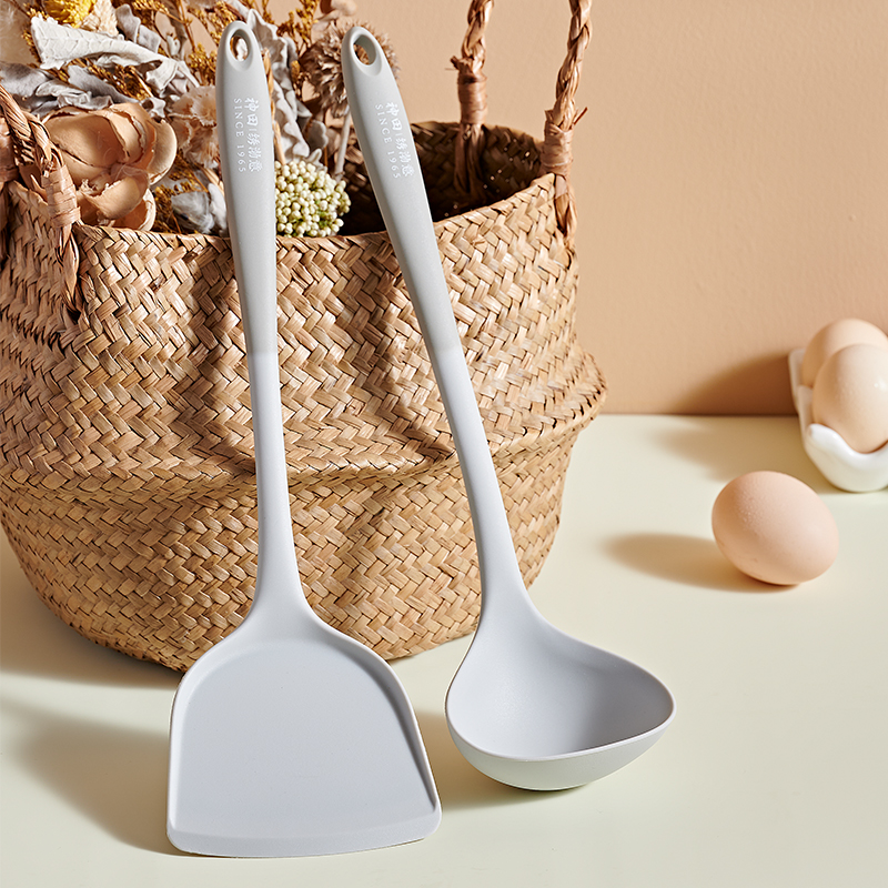 神田 | 绣渤意双色硅胶家用铲子勺子