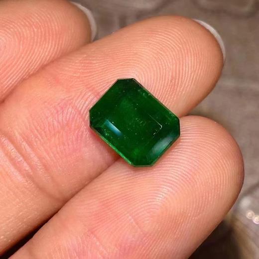 2.27ct 祖母绿裸石 商品图0