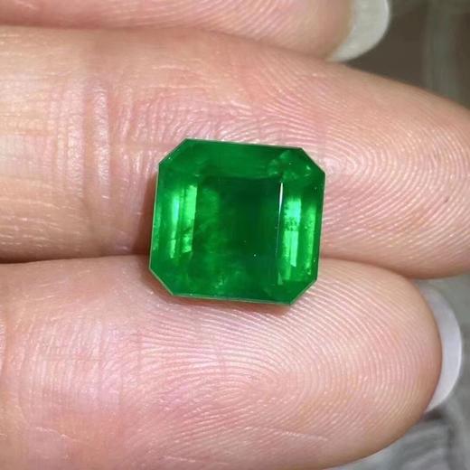 3.32ct 祖母绿裸石 商品图0