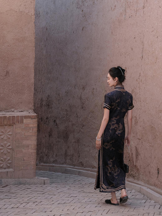 盛唐牡丹盛奢系列| 限量款| 高货-重缎龙纹旗袍(特殊商品不退不换) 商品图6