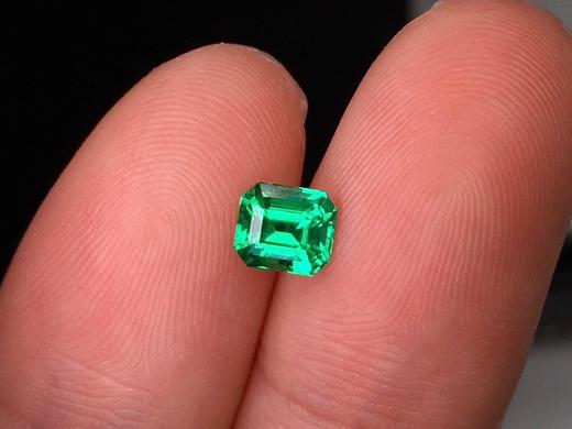0.58ct 祖母绿裸石 商品图0