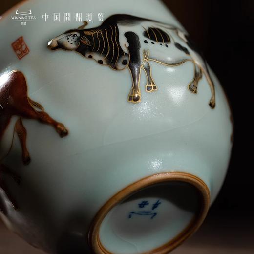 问鼎汝瓷鼎峰系列天青五彩牛图（缺货） 商品图3