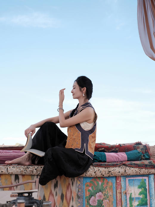 盛唐牡丹盛奢系列| 限量款| 高货-宋锦祥云龙纹如意一字襟坎肩(特殊商品不退不换) 商品图10