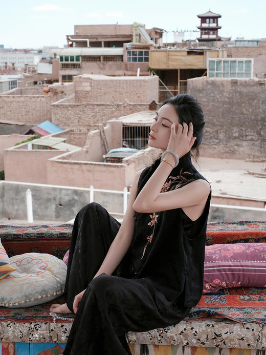 盛唐牡丹盛奢系列| 限量款| 高货-刺绣散花偏襟坎肩(特殊商品不退不换) 商品图8