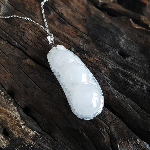 【天然正品】AU750白金镶糯种白色福豆荚翡翠（福、禄、寿）吊坠项链310524NJM08 商品图1