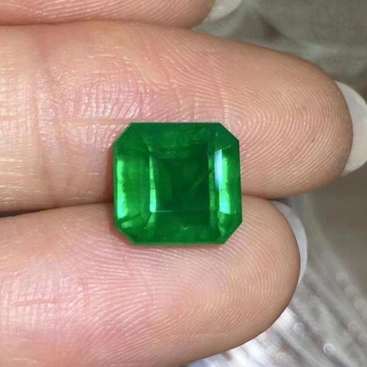 3.32ct 祖母绿裸石 商品图3