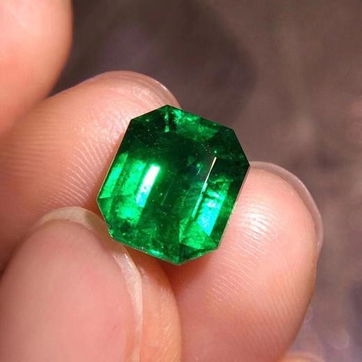 3.28ct 祖母绿裸石 商品图6