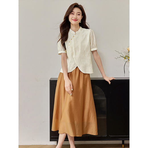 【专属特价】熙世界夏季女装新中式国风禅意立领斜襟衬衫天丝半身裙两件套装 商品图1