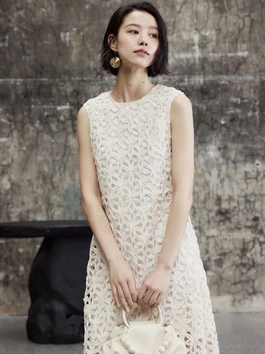 LPIUTY品牌直发⚠️月下初恋白绣花无袖连衣裙 A0262036 商品图1