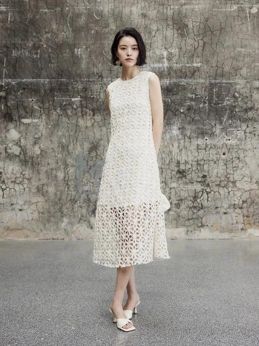 LPIUTY品牌直发⚠️月下初恋白绣花无袖连衣裙 A0262036 商品图4