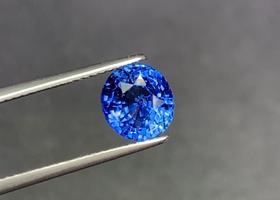 3.41ct 蓝宝石裸石