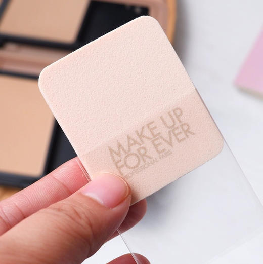 Make Up For Ever玫珂菲仿真丝绒粉饼 商品图6