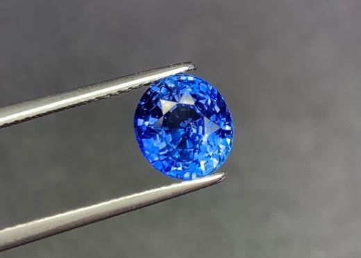 3.41ct 蓝宝石裸石 商品图1