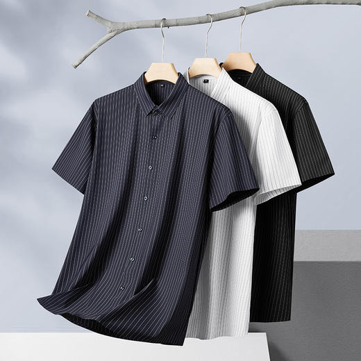 【Q】【封口款】【特大码】【冰丝高弹】【新款DM】大依优型大码条纹短袖衬衫加肥加大男装免烫大号大码衬衣上衣男士绅士商务休闲半袖夏季 商品图2