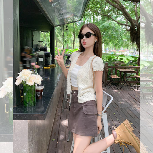 <曾小咸推荐>微信粉丝秒杀专场 仅此今天 活动结束下架【简约欧尼】杏色针织系扣短袖上衣 日常129.99 立减80 秒杀49.99！！ 商品图2