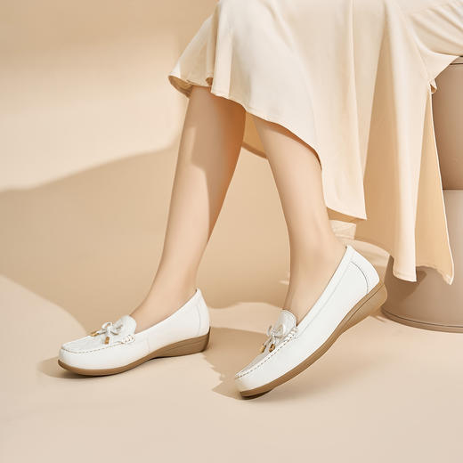 Safiya/索菲娅2024秋新款真皮蝴蝶结浅口休闲防滑平底单鞋 SF43111401 商品图4