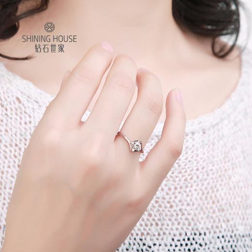 【甄选钻饰】【专享】钻石世家  18K金钻石戒指 50分钻石戒指（50分，M-N色，SI净度，国检,12号圈） 商品图5