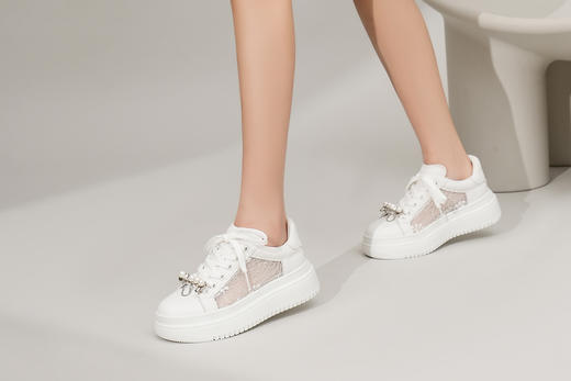 豪麟名鞋奥莱迪嘉女鞋时尚休闲鞋牛皮革DJJGA41WX017白色  原价1960元 商品图1