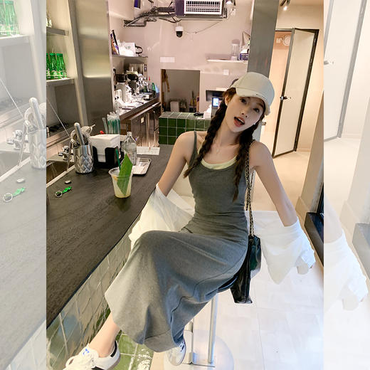 <曾小咸推荐>【月光冷萃】灰色假两件吊带裙 商品图4