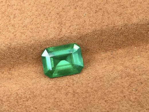 1.59ct 祖母绿裸石 商品图2