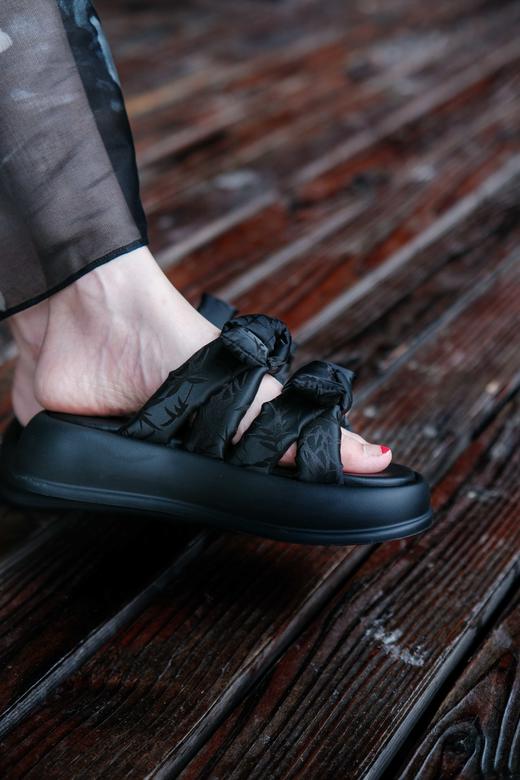 花花团特别定制——轻盈国风竹纹拖鞋 | 面包条蝴蝶结设计显脚瘦、小羊皮脚垫舒适柔软、5cm厚底增高拉长比例~防滑又好走~ 商品图9