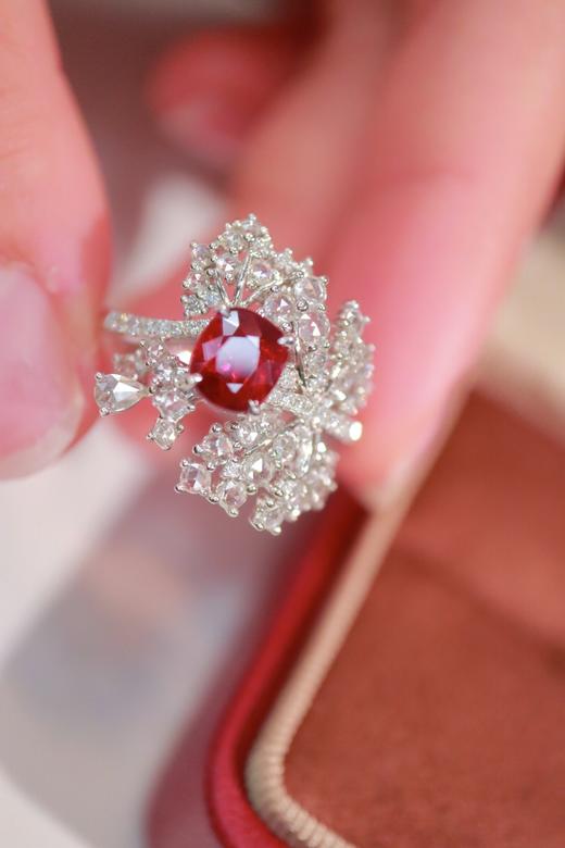 1.0ct 红宝石戒指 商品图1