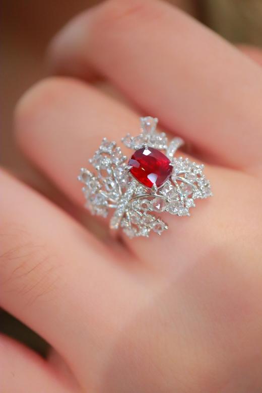 1.0ct 红宝石戒指 商品图0