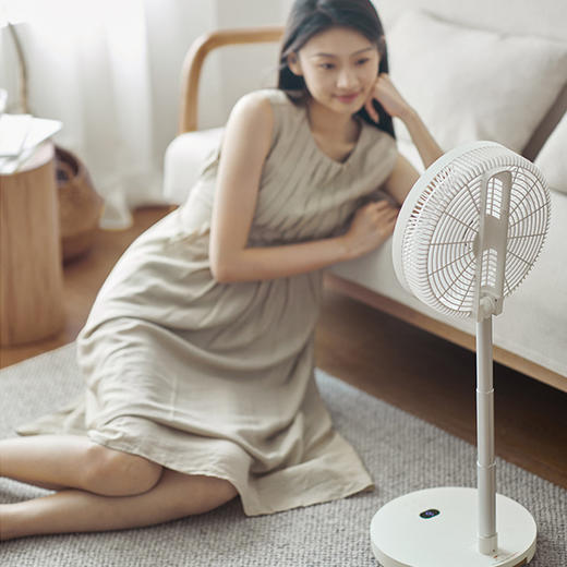 olayks欧莱克折叠落地电风扇台式家用伸缩立式大风力空气循环扇 心选到家 商品图3