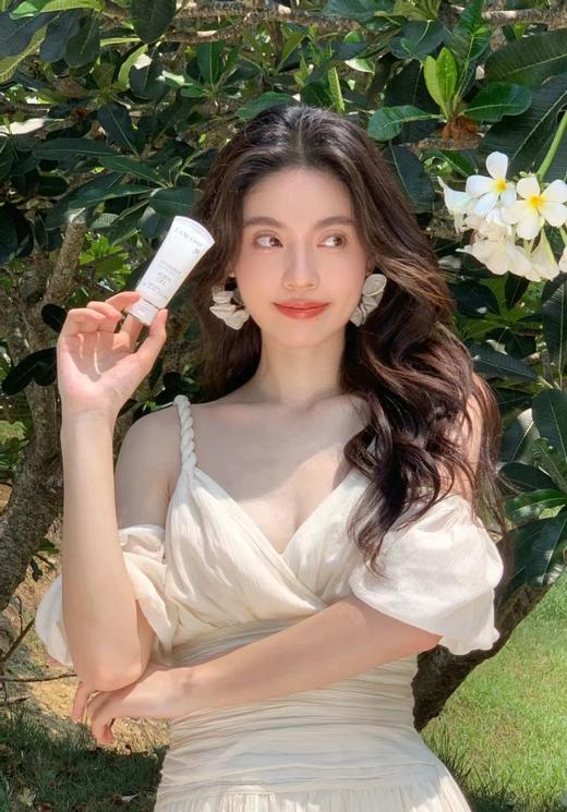 Pin蓝K高倍数防晒小白管 商品图7