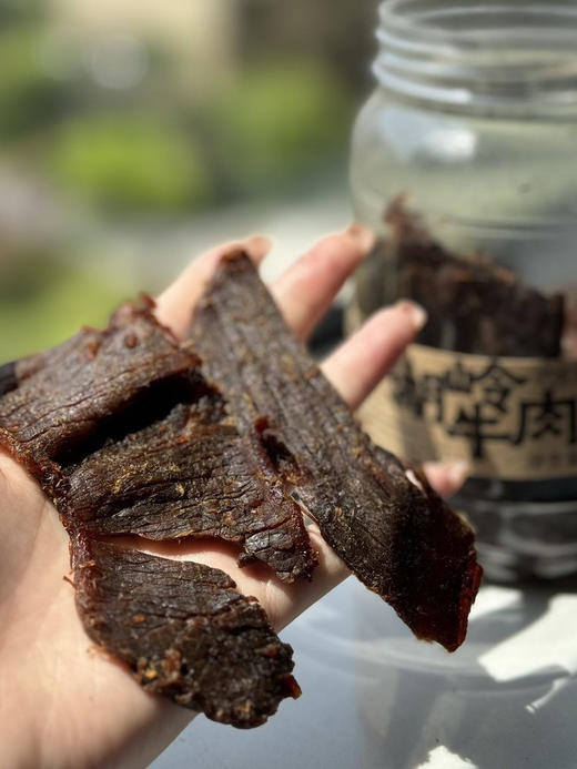 【遥远的牛—湖岭牛肉干】好大一片，肉不干也不柴，是那种湿润润的口感，越嚼越香！ 商品图6