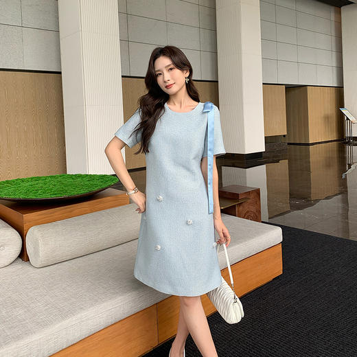 [奢姿轻奢系列]大码女装2025夏季立体装饰裙子胖妹妹蝴蝶结连衣裙8942810055【1】 商品图0