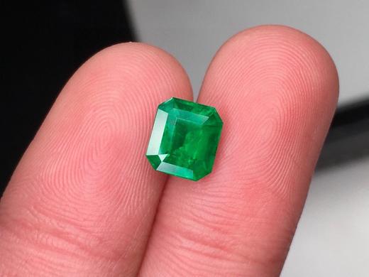 1.39ct 祖母绿裸石 商品图3