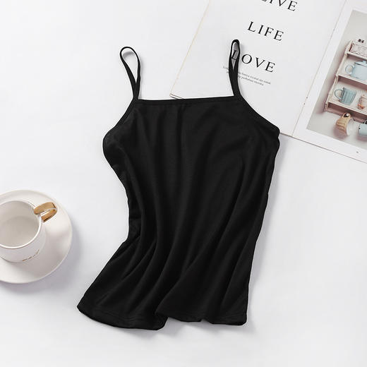 【买一送一】夏季新款时尚冰丝吊带背心，一片式冰丝无痕，小细节大情怀。舒适亲肤，修身显瘦。女性专属背心，防走光面料！ 商品图5