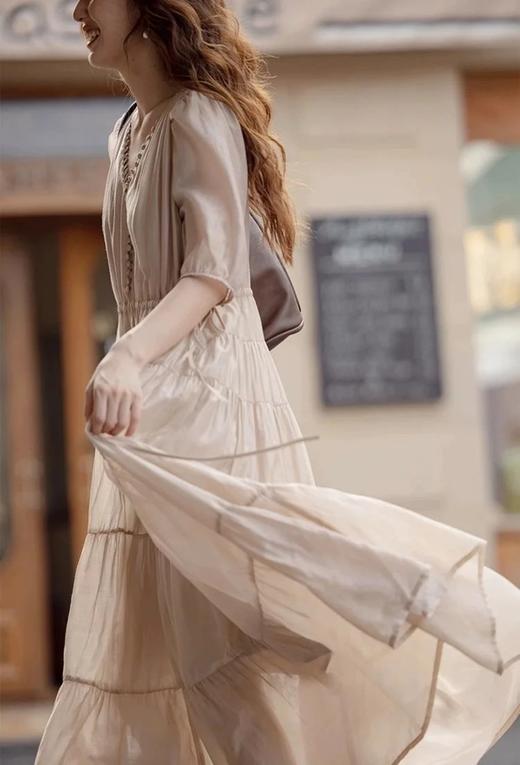 LPIUTY品牌直发！识货团⚠️LOEW*E罗*威原单天丝面料原厂！原料⚠️法式复古优雅连衣裙❗️意大利进口天丝面料 B0723511 商品图7