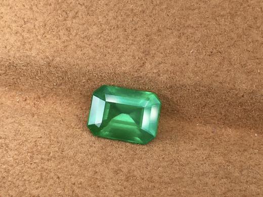 1.59ct 祖母绿裸石 商品图0