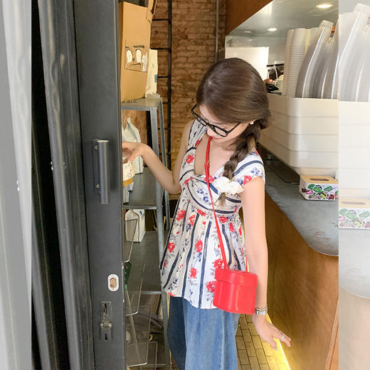 【110元任选2件】最后一波现货！【甜心学妹】红色花朵吊带上衣 商品图1